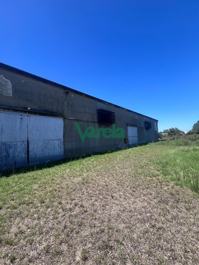 Terreno ID.22559 - Venta Gran Terreno Con Galpon Sobre Mendoza Ideal Inversion Montevideo