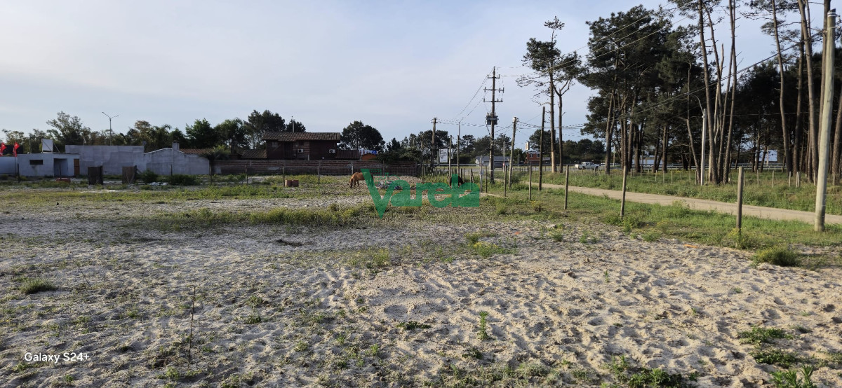 Terreno ID.22405 - Terreno de 7375 m2 en Balneario Las Toscas Sur