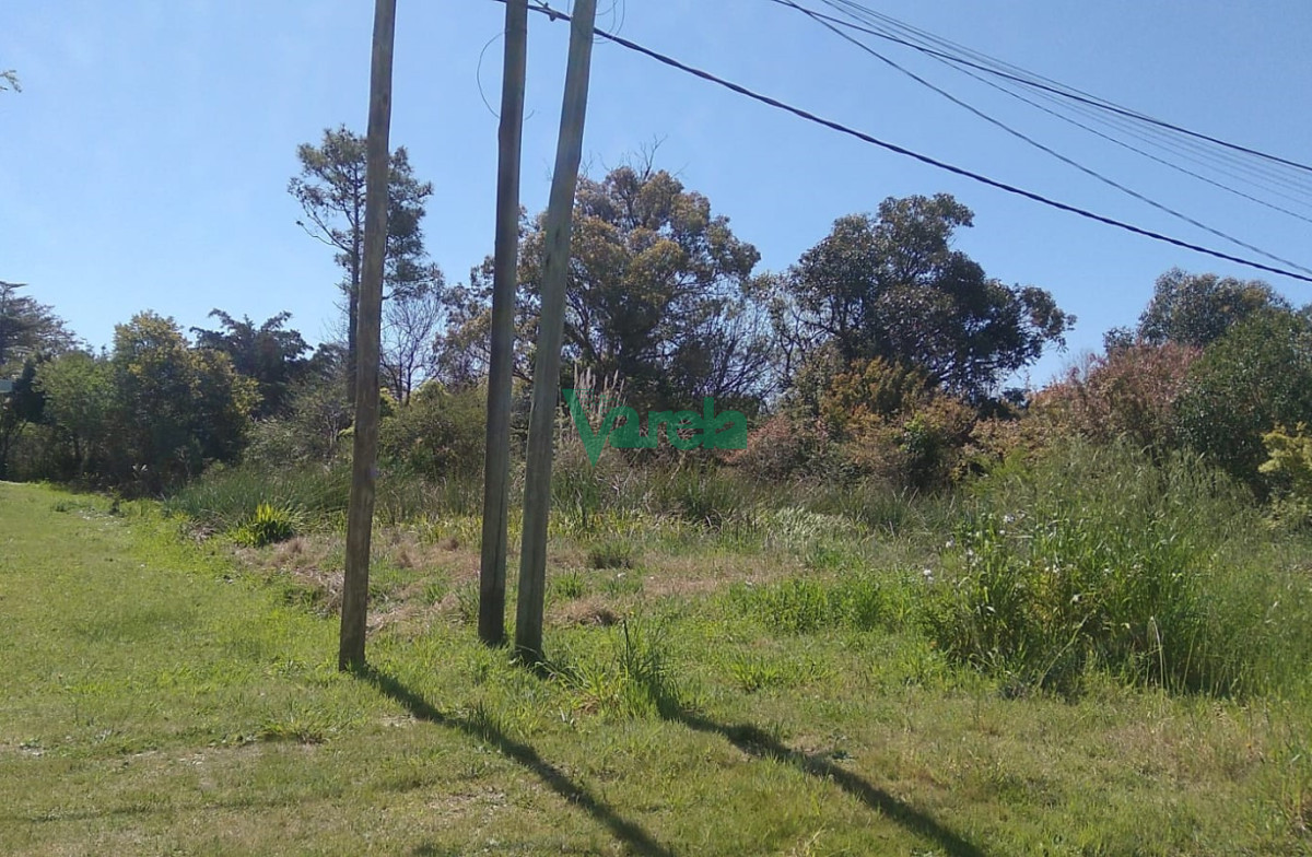 Terreno ID.22778 - Terrenos , al Norte , Esquina 