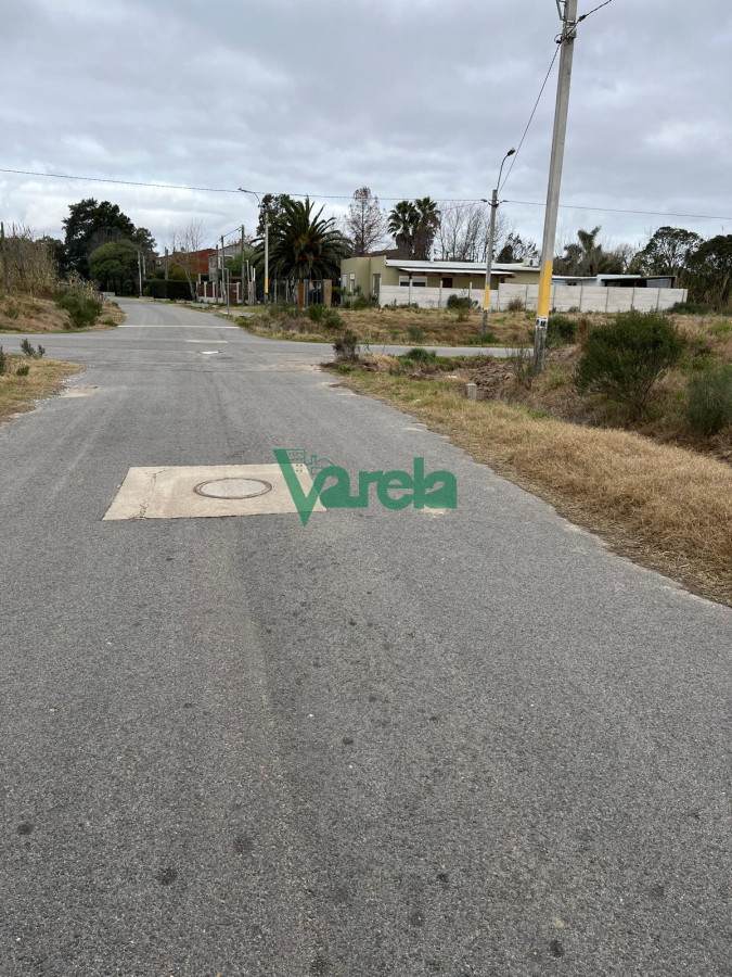 Terreno ID.22322 - Terreno Lagomar en excelente entorno