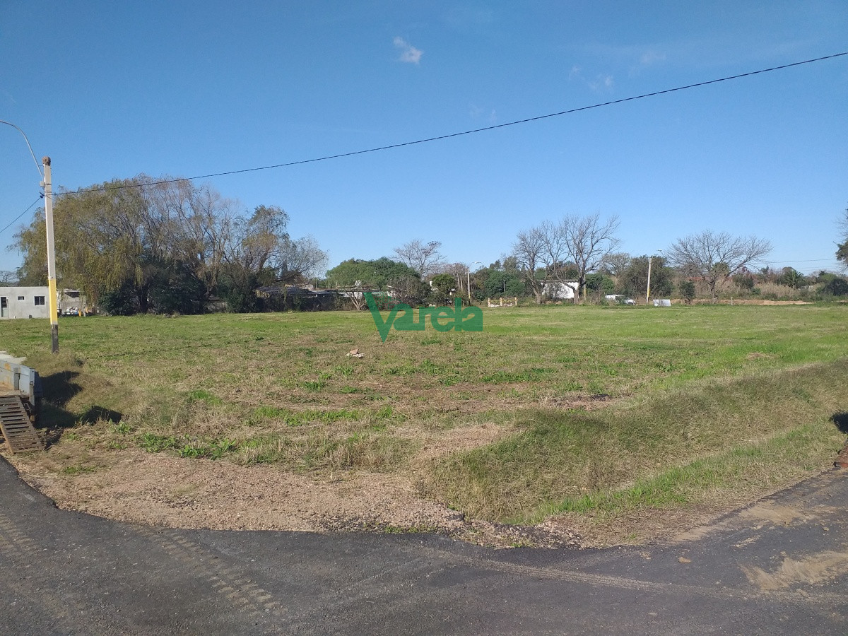 Terreno ID.21150 - Venta de terrenos en Lagomar Nuevo Barrio , 