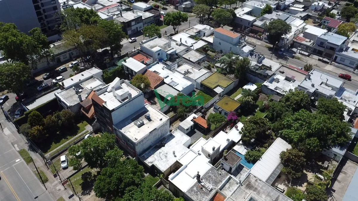 Terreno ID.22819 - Venta Terreno Ideal Edificio La blanqueada Sobre Avenida