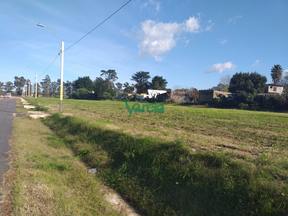 Terreno ID.21150 - Venta de terrenos en Lagomar Nuevo Barrio , 