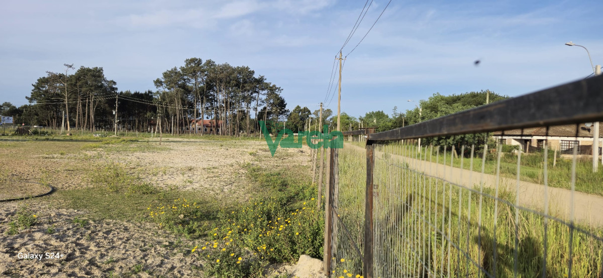 Terreno ID.22405 - Terreno de 7375 m2 en Balneario Las Toscas Sur