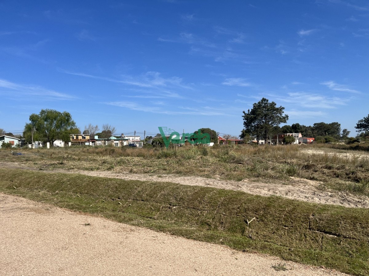 Terreno ID.21820 - Venta de terreno financiado Ultimo Montes de Solymar.!!