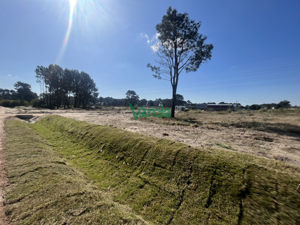 Terreno ID.21820 - Venta de terreno financiado Ultimo Montes de Solymar.!!