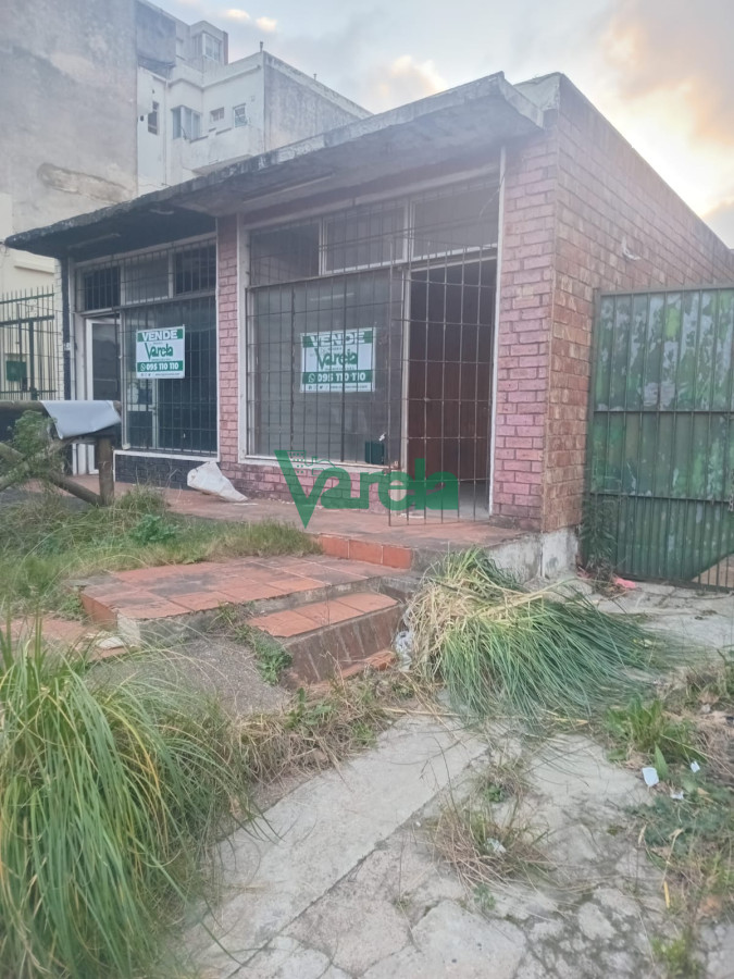 Terreno ID.22639 - Venta de terreno en Buceo, con altura, sobre Rivera esquina Comercio