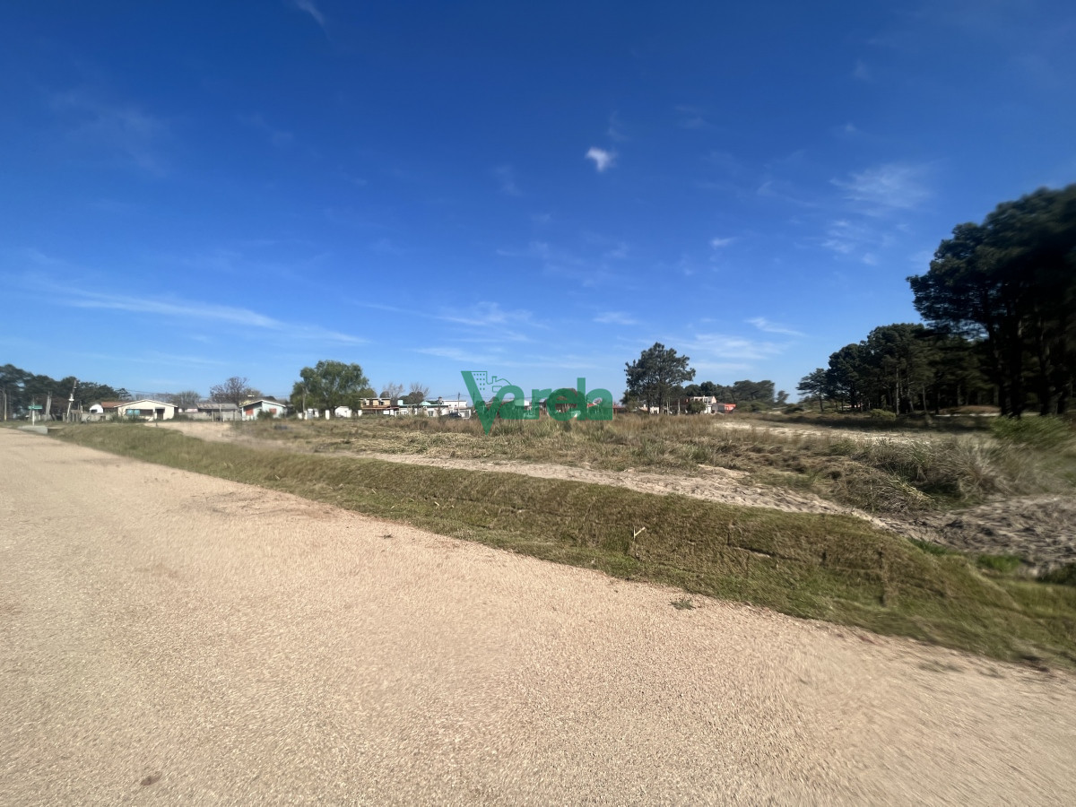 Terreno ID.21820 - Venta de terreno financiado Ultimo Montes de Solymar.!!
