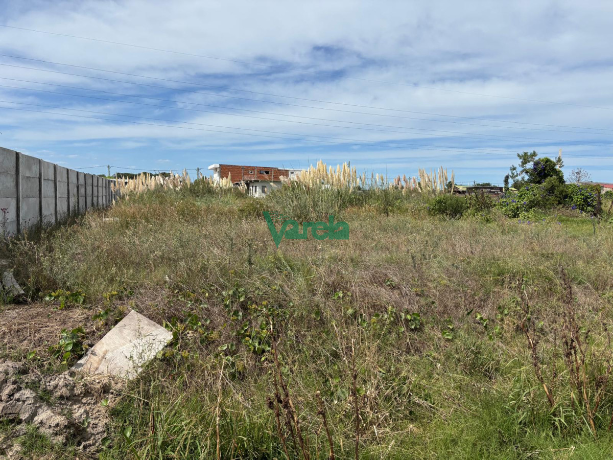 Terreno ID.22544 - Terreno en Solymar de 690 m2 esquina , saldo cuotas de U$S 500