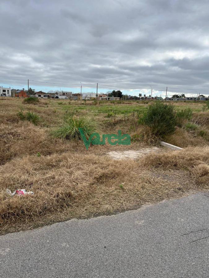Terreno ID.22322 - Terreno Lagomar en excelente entorno