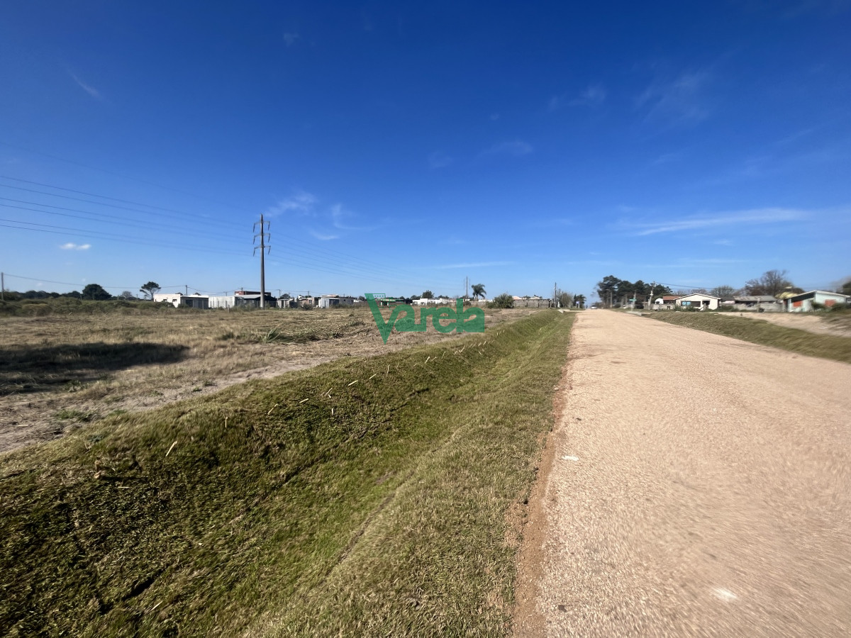 Terreno ID.21820 - Venta de terreno financiado Ultimo Montes de Solymar.!!