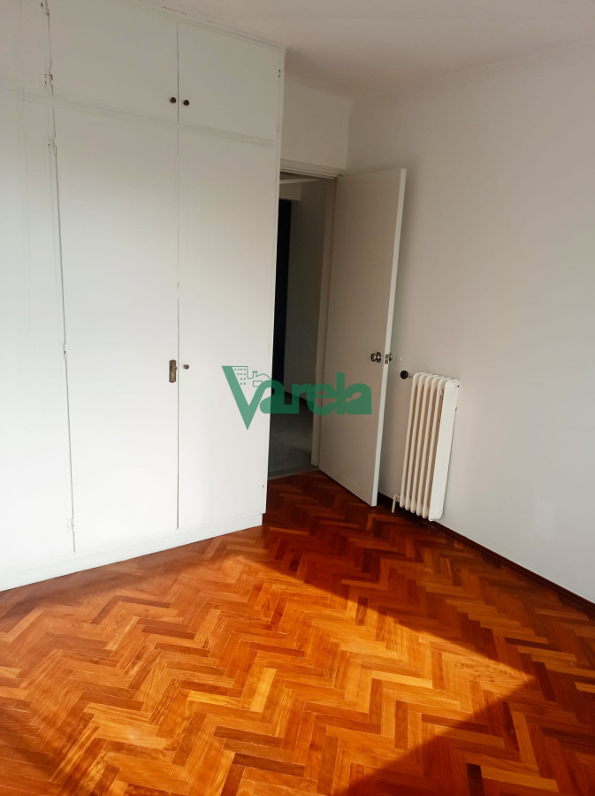 Apartamento ID.21857 - Alquiler apartamento, 2 dormitorios, de estilo, a nuevo, gge, a metros Rambla!!!!