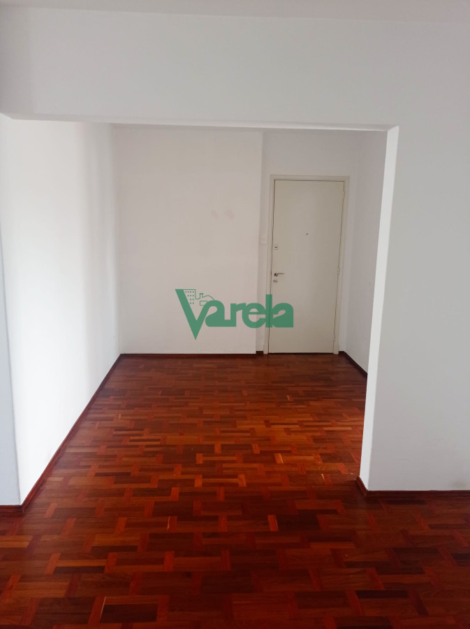 Apartamento ID.21857 - Alquiler apartamento, 2 dormitorios, de estilo, a nuevo, gge, a metros Rambla!!!!