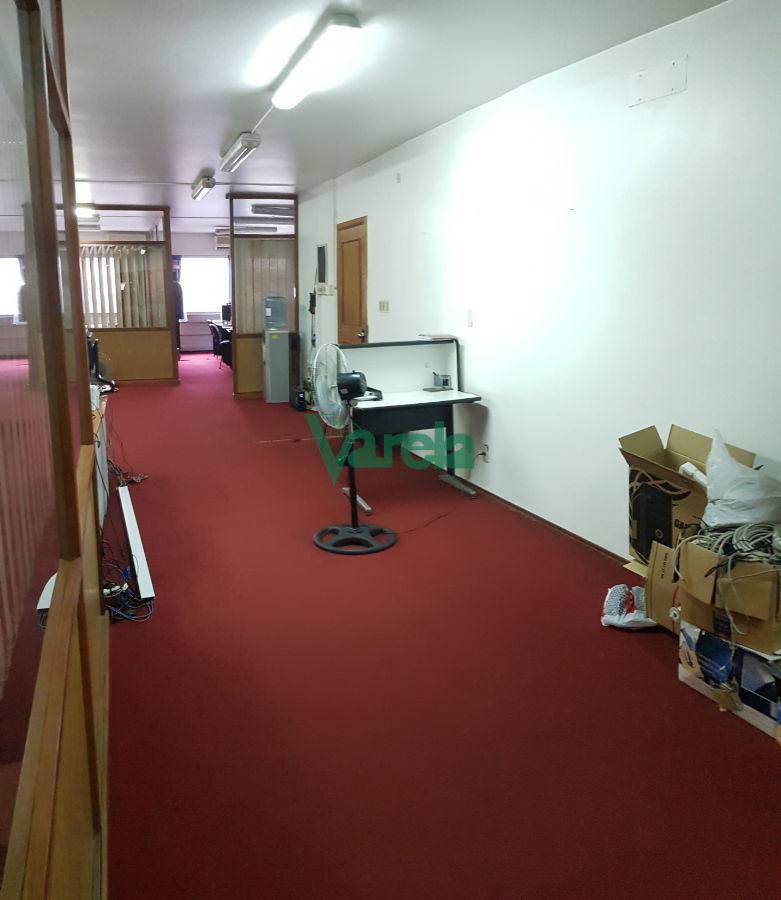 Oficina ID.18688 - Muy buen edificio de oficinas en Galeria Libertador