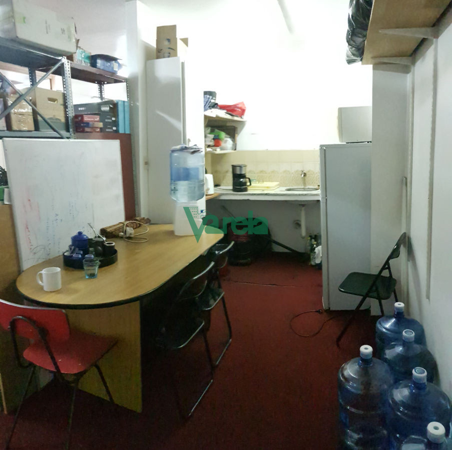 Oficina ID.18688 - Muy buen edificio de oficinas en Galeria Libertador