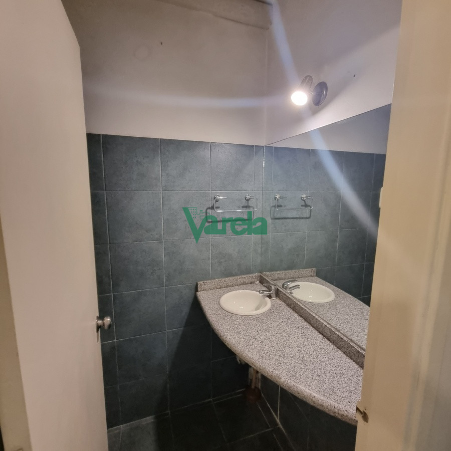 Oficina ID.21657 - Venta oficina en Ciudad Vieja