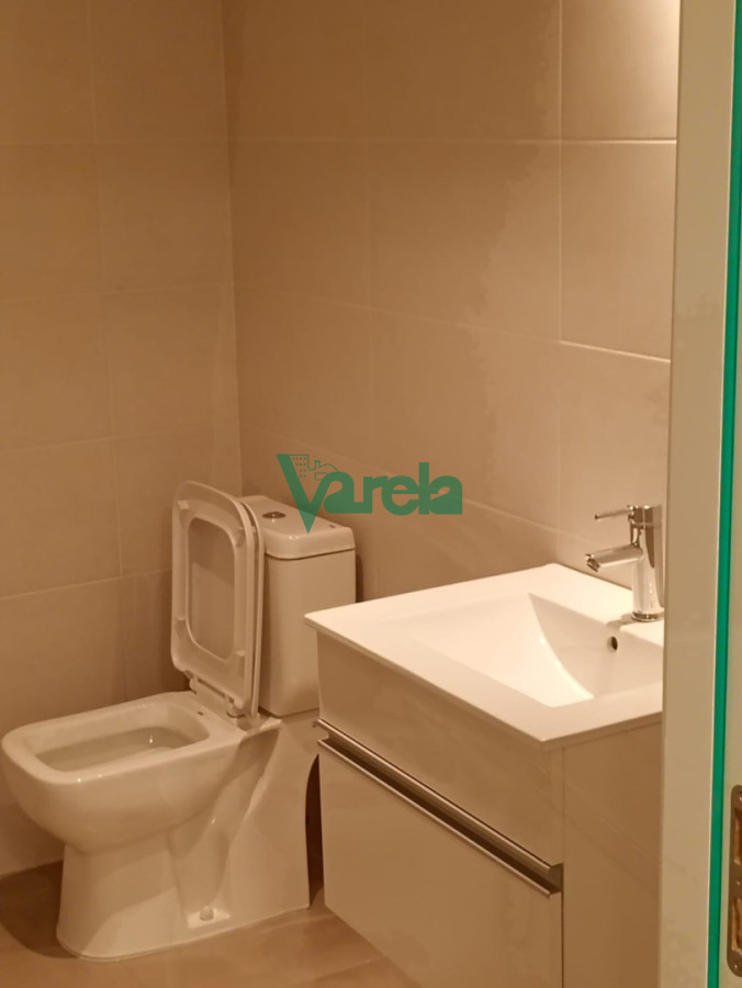 Oficina ID.22929 - Venta Oficina Cordón 126 m2, casi Bulevard Artigas