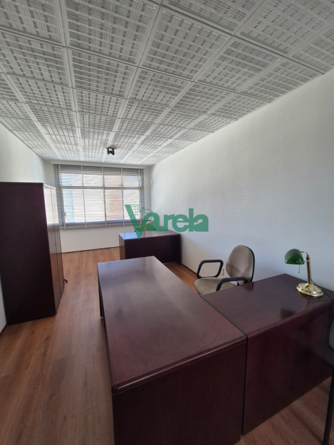 Oficina ID.23088 - Alquiler oficina Cordon, Gaboto y Guayabos