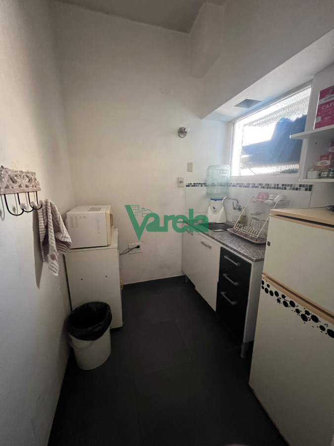 Oficina ID.22420 - Venta oficina centro 2 padrones amplia reciclada