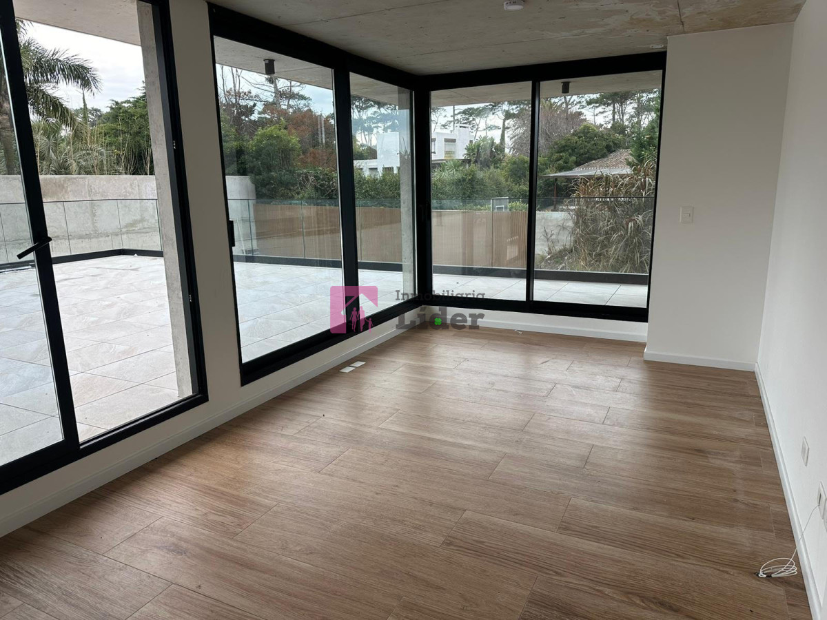 Apartamento 2 dormitorios en primera linea, Punta del Este - GoPunta - Portal Inmobiliario de Punta del Este - Maldonado