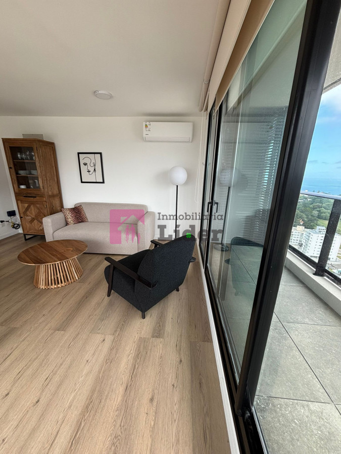 Apartamento ID.606 - EXCELENTE VISTA! OPORTUNIDAD! RENTADO!