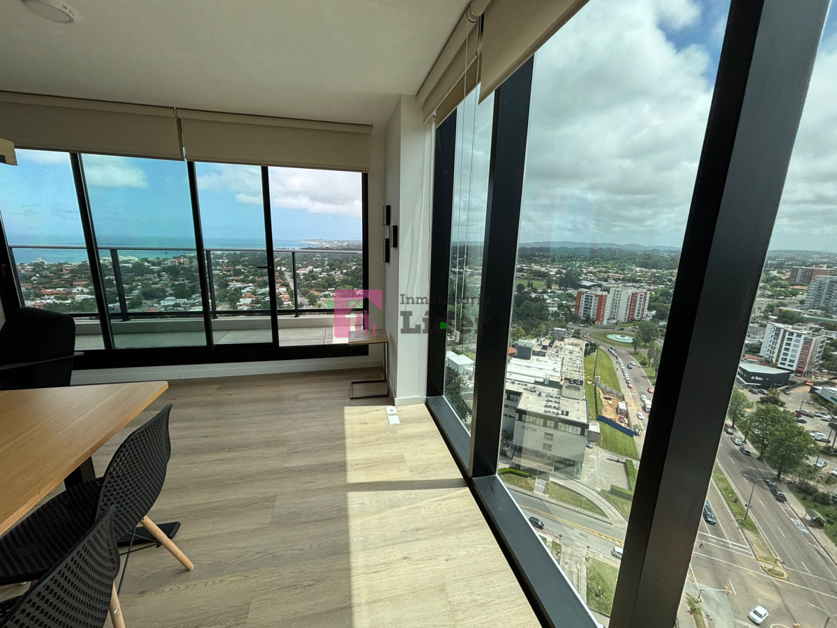 Apartamento ID.606 - EXCELENTE VISTA! OPORTUNIDAD! RENTADO!