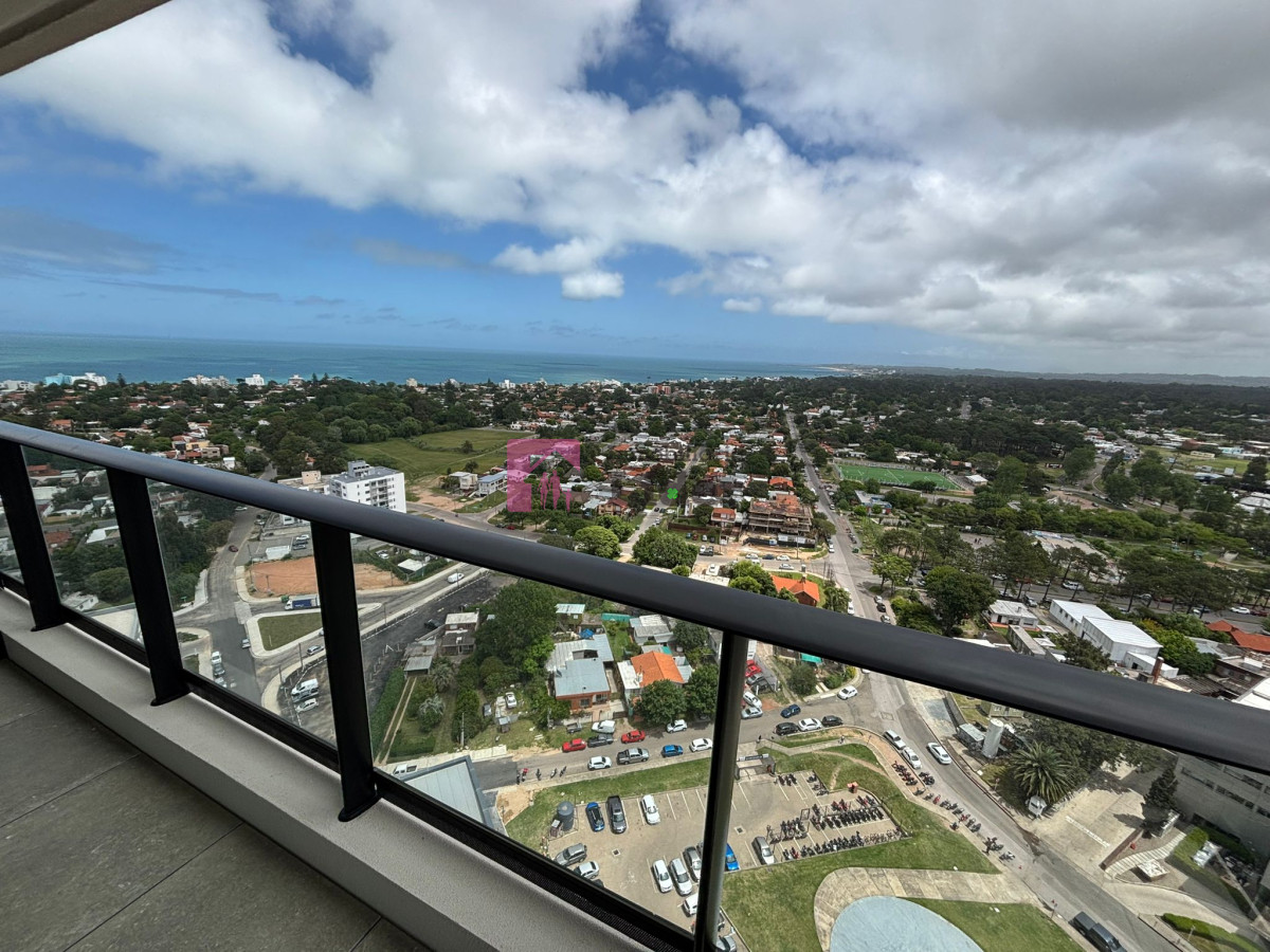 Apartamento ID.606 - EXCELENTE VISTA! OPORTUNIDAD! RENTADO!