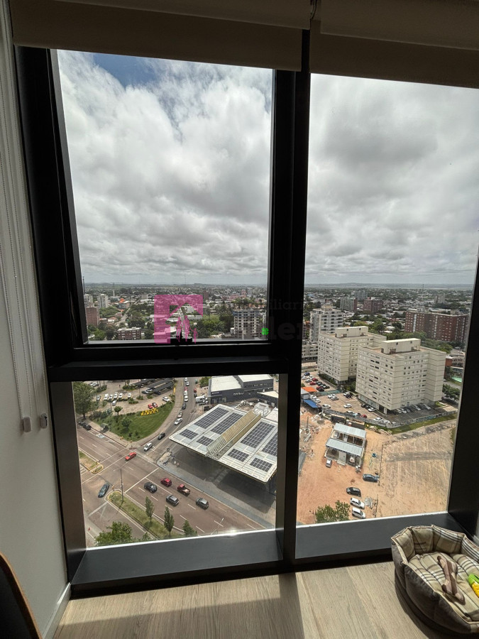 Apartamento ID.606 - EXCELENTE VISTA! OPORTUNIDAD! RENTADO!