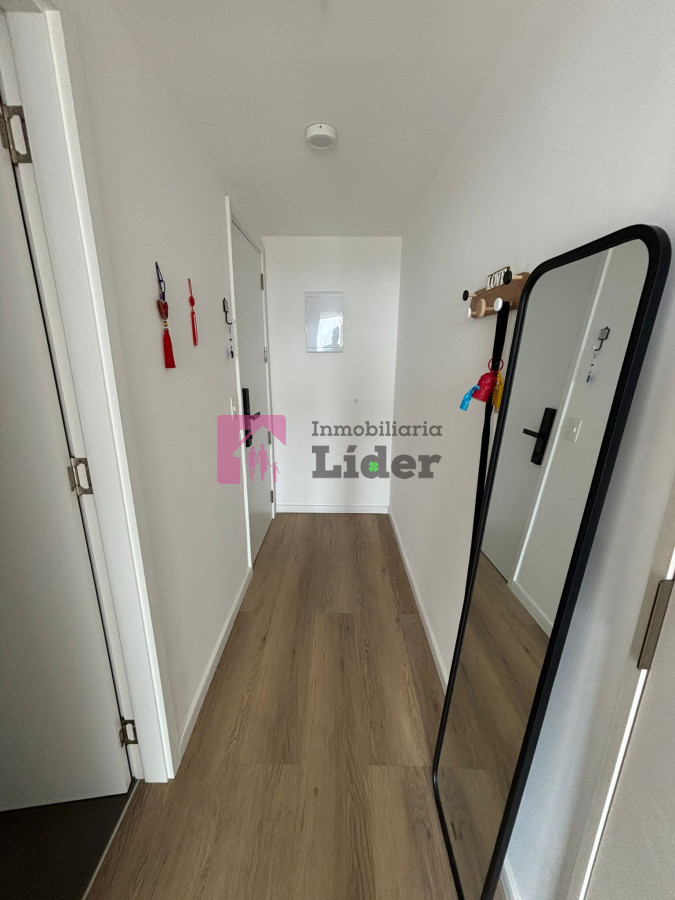 Apartamento ID.606 - EXCELENTE VISTA! OPORTUNIDAD! RENTADO!