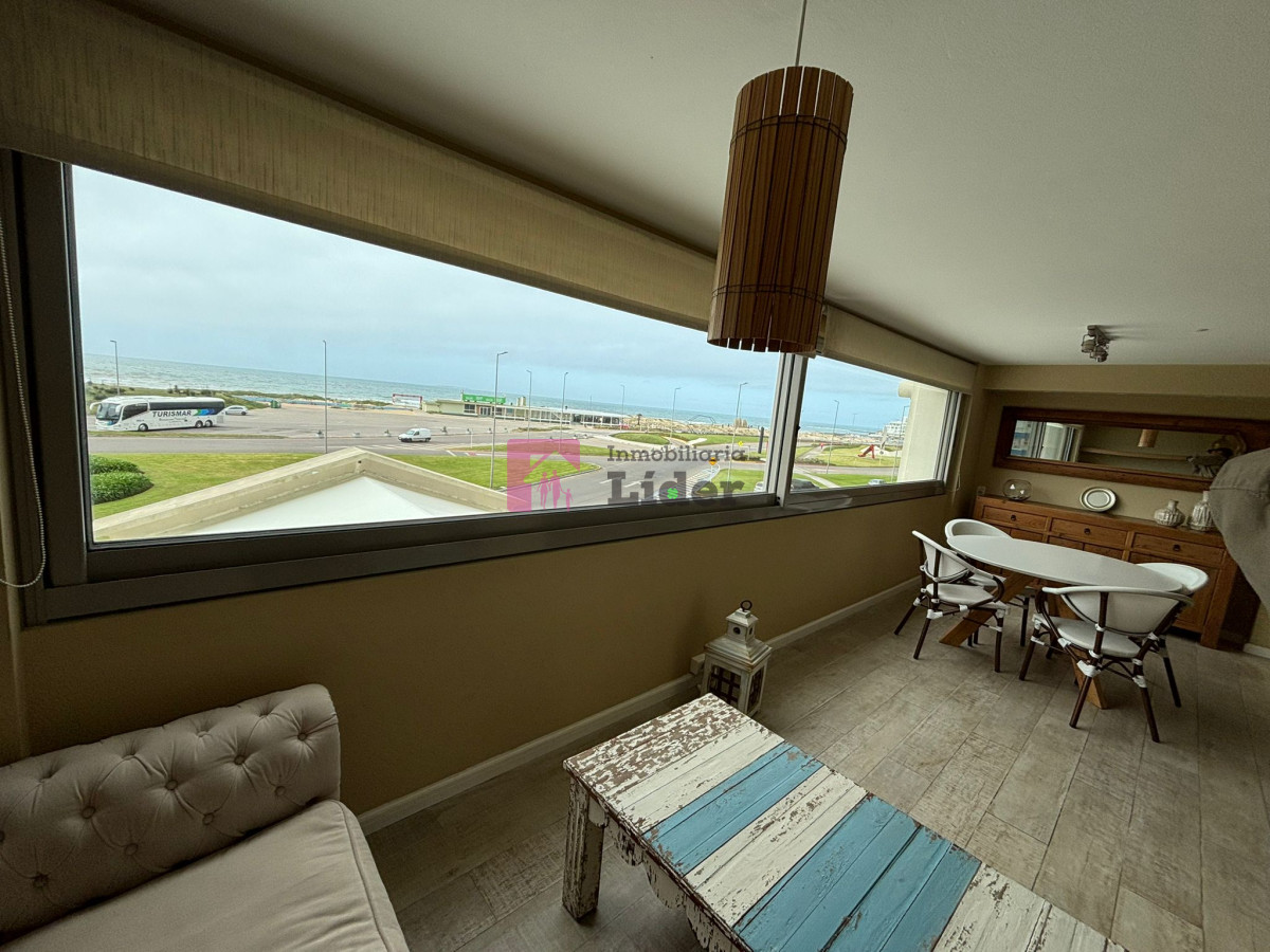Apartamento ID.591 - HERMOSO APTO FRENTE A LOS DEDOS! EXCELENTE PUNTO!