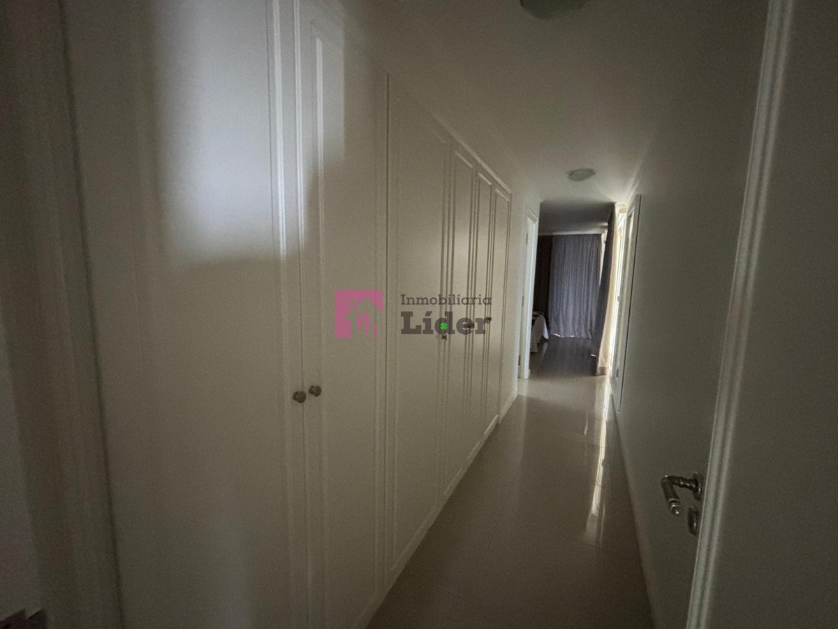Apartamento ID.595 - PRIMERA LINEA-FRENTE A LOS DEDOS!!