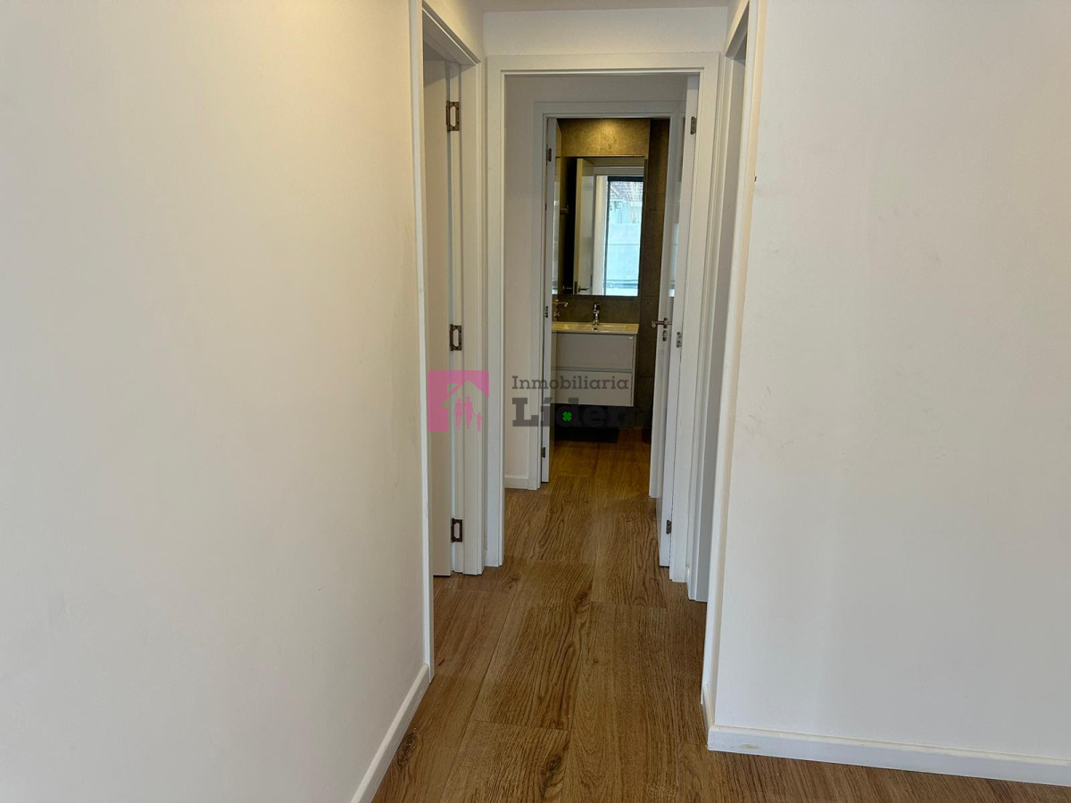 Apartamento ID.581 - Apartamento 2 dormitorios en primera linea, Punta del Este