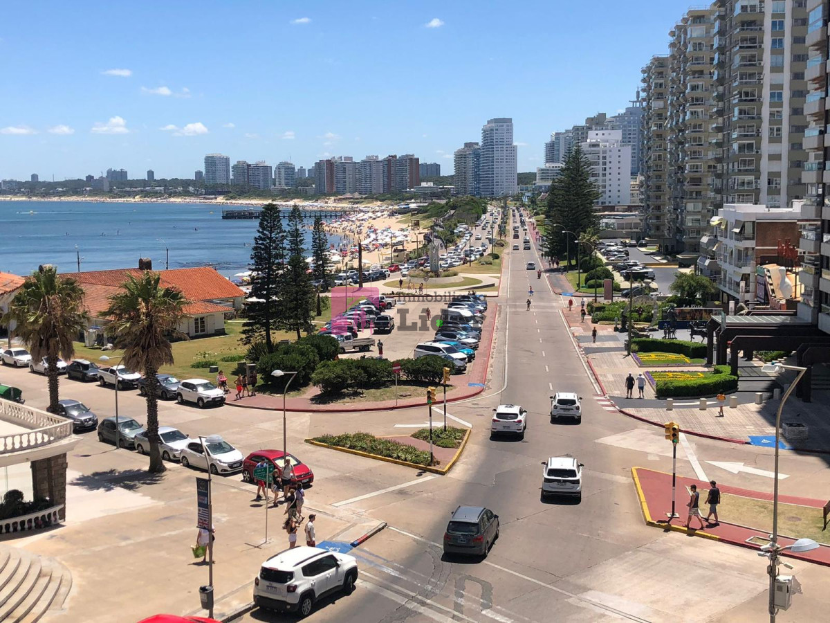 Apartamento ID.580 - Apartamento 2 dormitorios en centro de Punta del Este