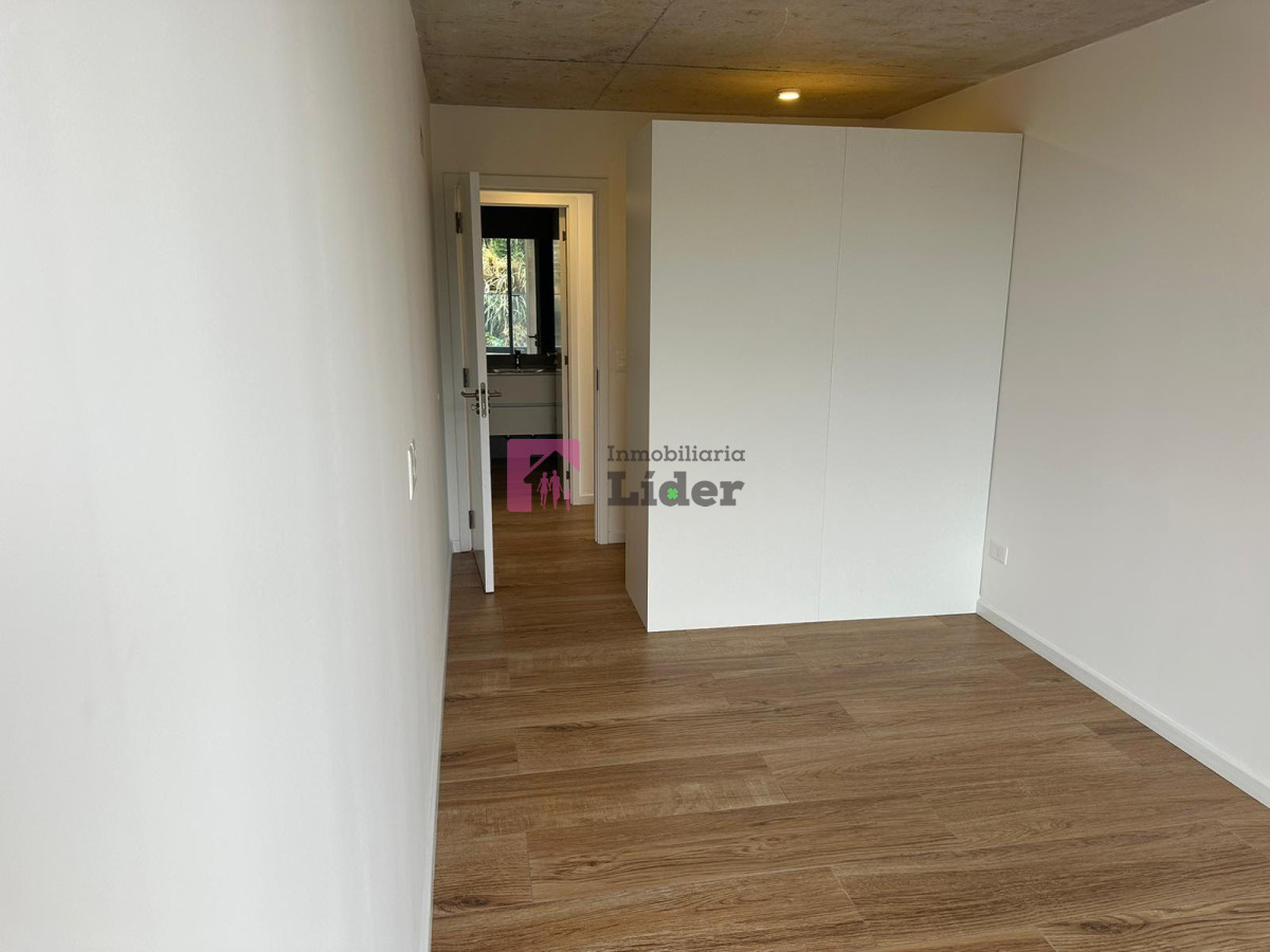 Apartamento ID.581 - Apartamento 2 dormitorios en primera linea, Punta del Este