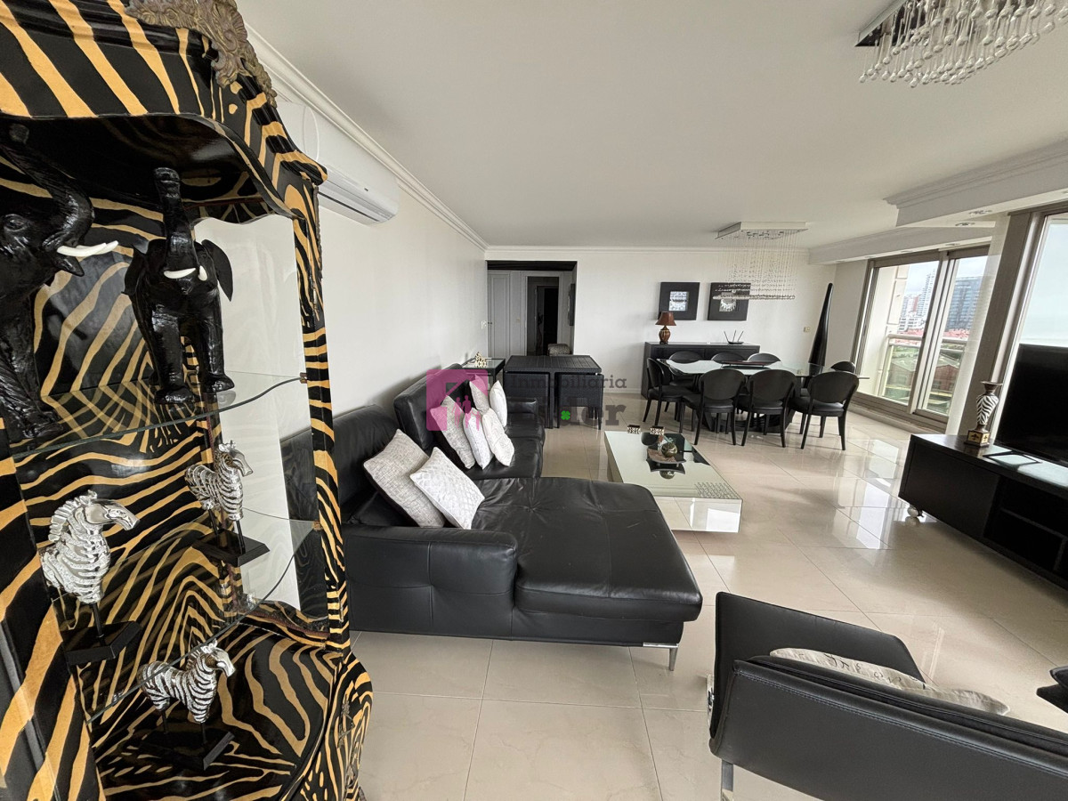 Apartamento ID.595 - PRIMERA LINEA-FRENTE A LOS DEDOS!!