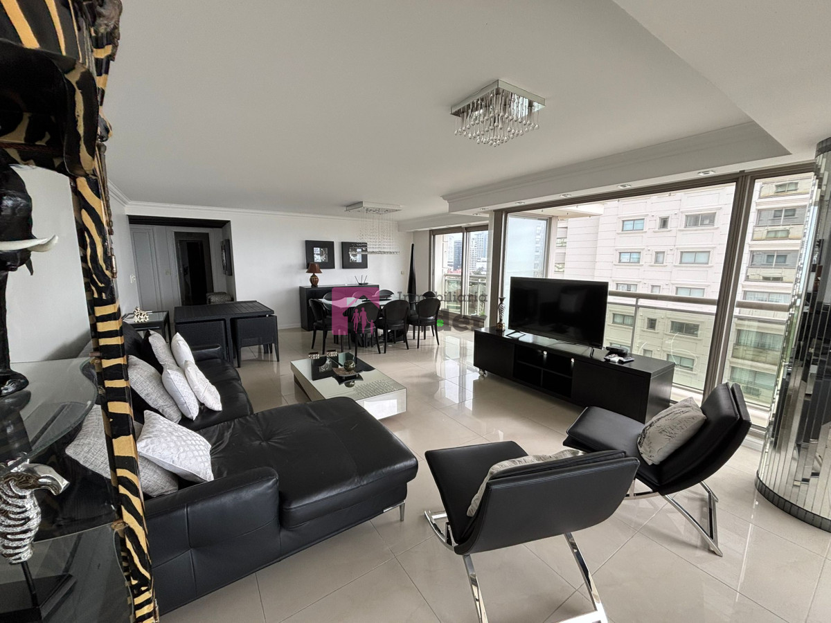 Apartamento ID.595 - PRIMERA LINEA-FRENTE A LOS DEDOS!!