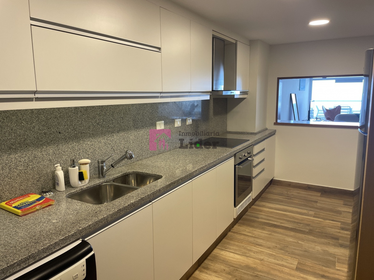 Apartamento ID.550 - Espectacular Duplex frente al Mar en Punta del Este