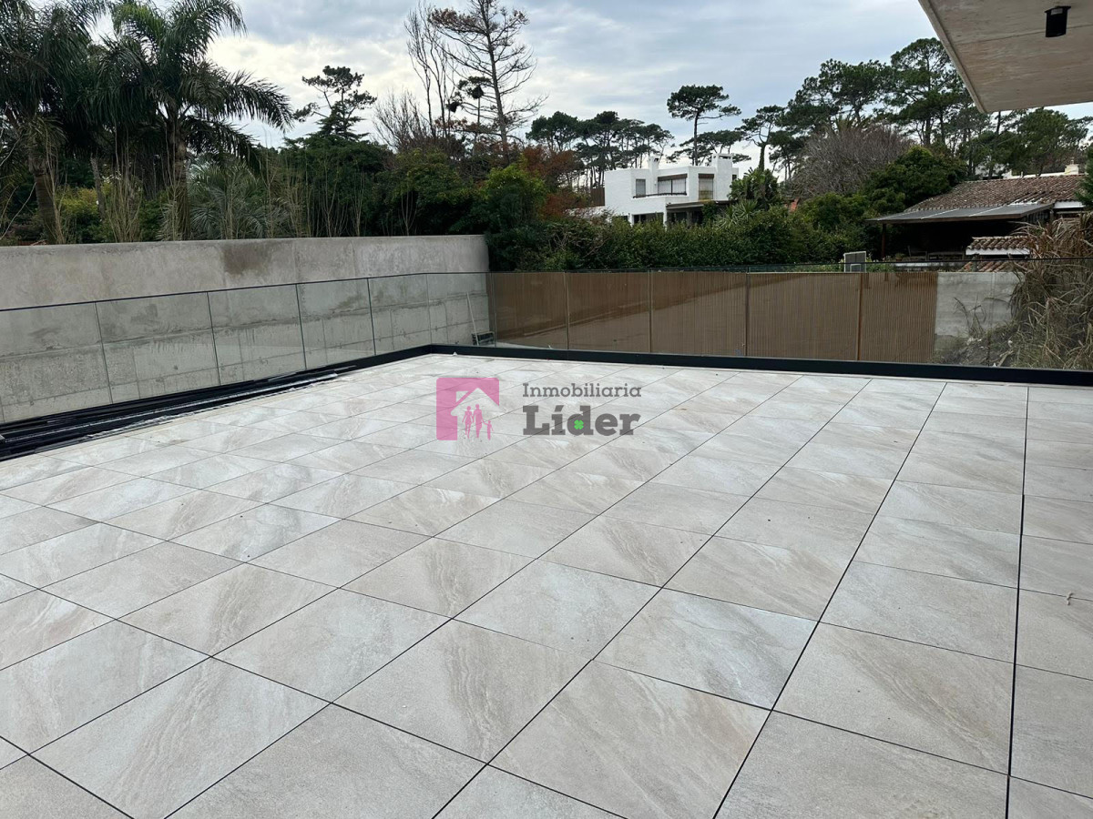 Apartamento ID.581 - Apartamento 2 dormitorios en primera linea, Punta del Este