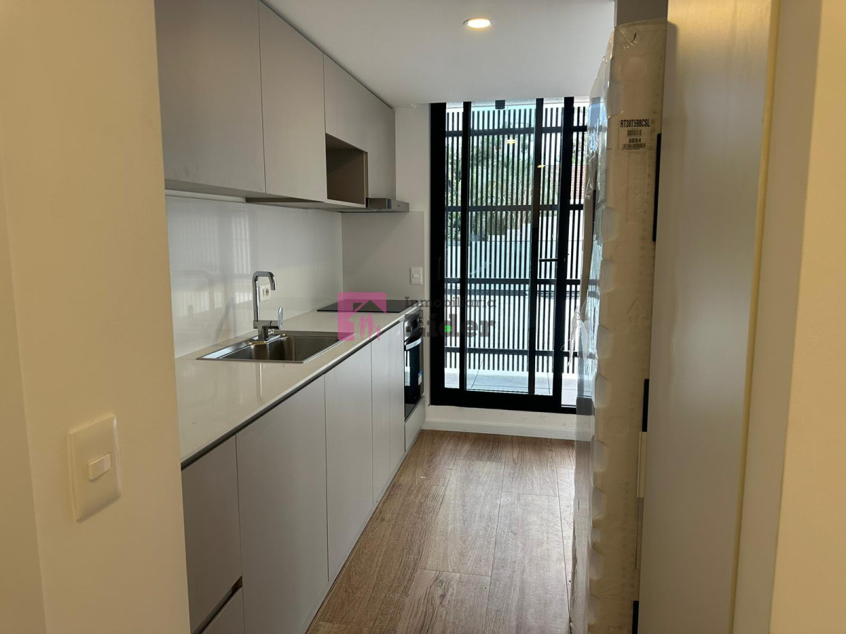 Apartamento ID.581 - Apartamento 2 dormitorios en primera linea, Punta del Este