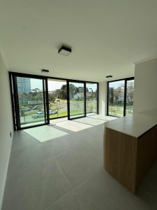 Alquiler apartamento de 2 dormitorios en Punta del Este