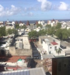 Apartamento 2 Dormitorios Al Frente, Piso Alto .