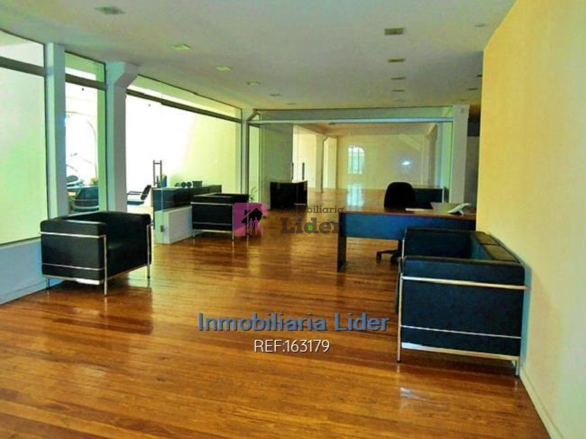 Casa ID.117 - Edificio Oficinas Estudio Corporativo
