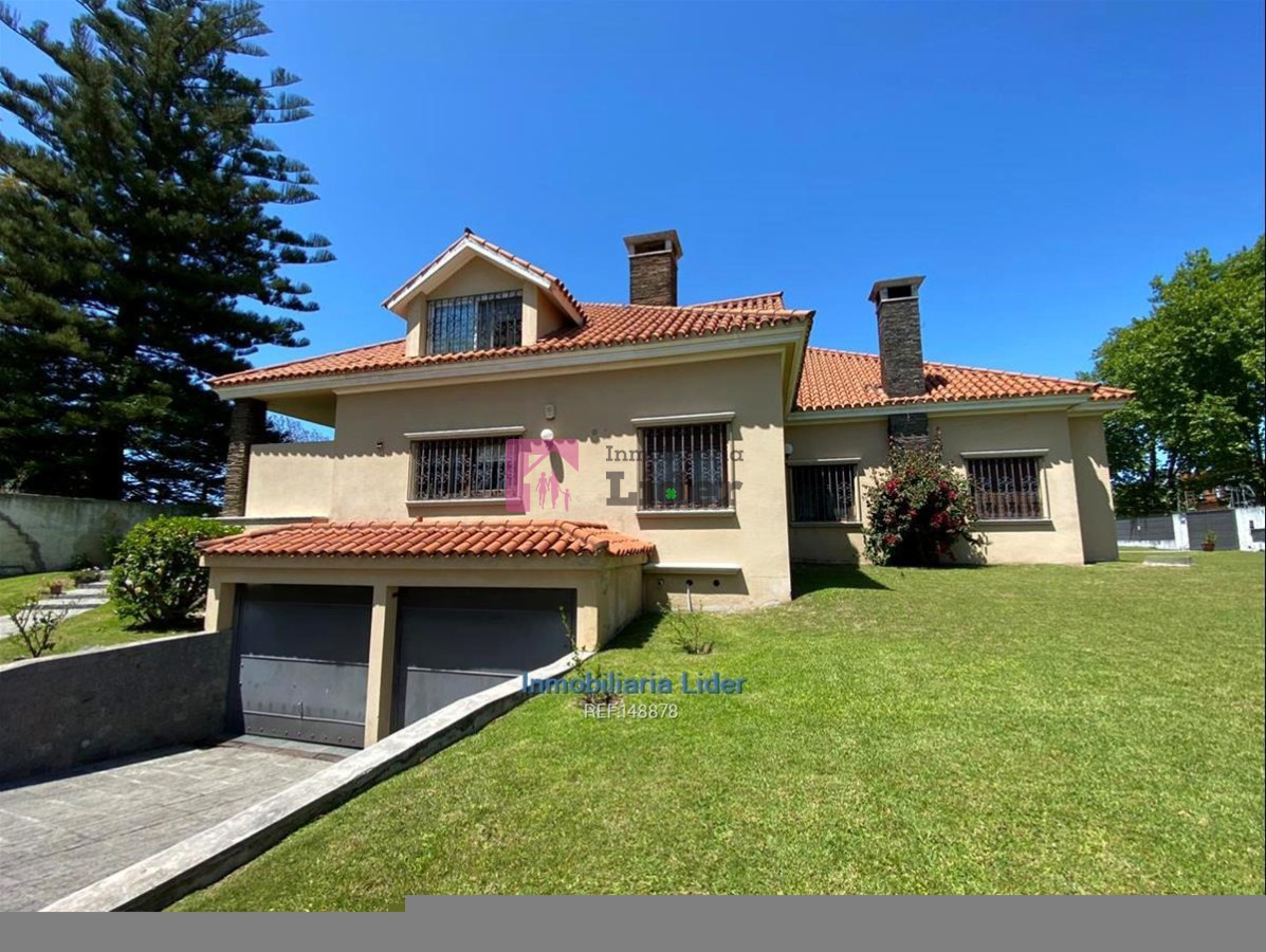Casa ID.224 - Casa 5 Dormitorios En Carrasco Con Muebles