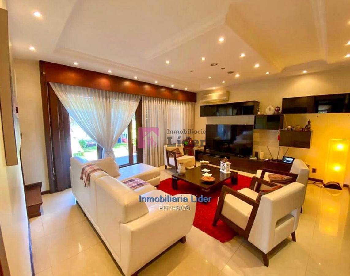 Casa ID.224 - Casa 5 Dormitorios En Carrasco Con Muebles