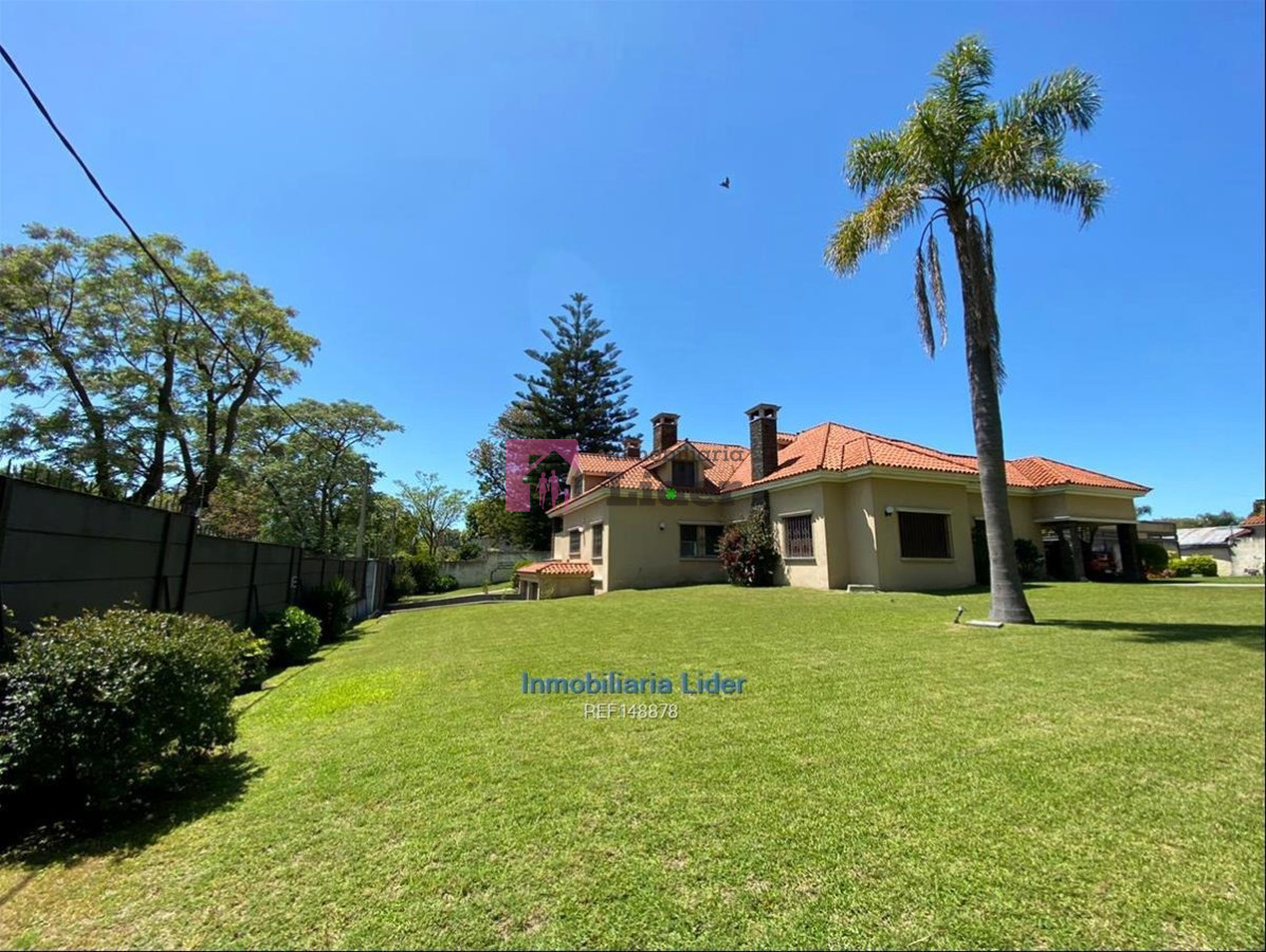 Casa ID.224 - Casa 5 Dormitorios En Carrasco Con Muebles