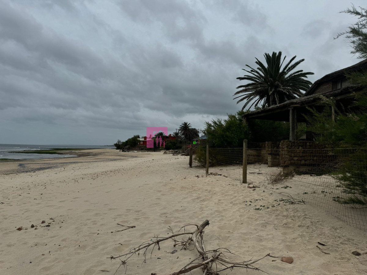 Casa ID.601 - LAS FLORES FRENTE AL OCEANO