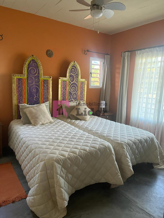 Casa ID.571 - Venta de importante casa en Montoya 