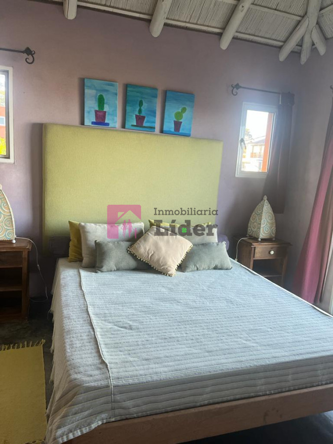 Casa ID.571 - Venta de importante casa en Montoya 