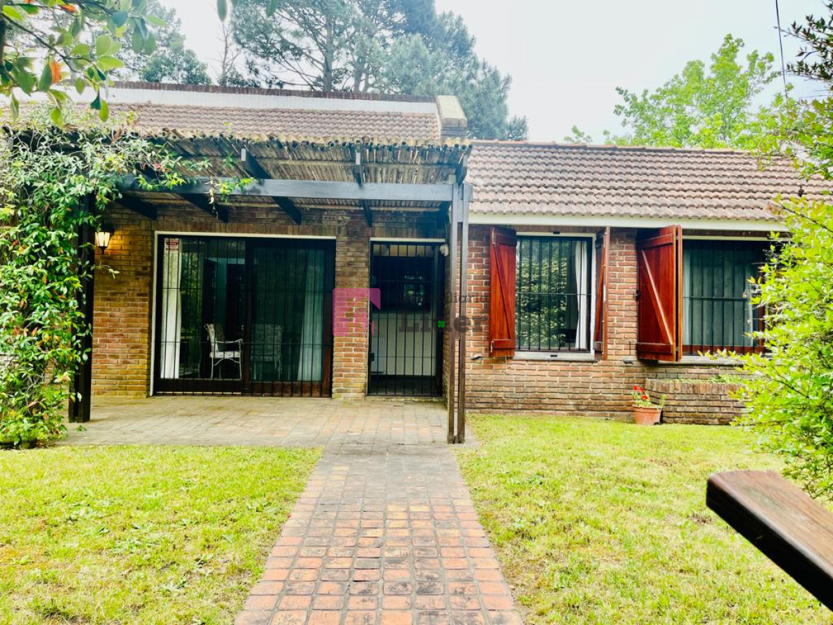 Casa ID.561 - Venta casa 4 dormitorios Rincon Del Indio 