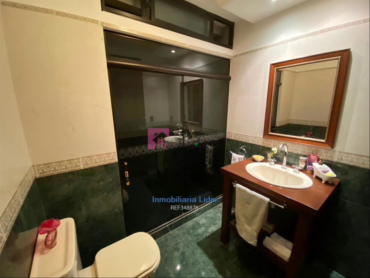 Casa ID.224 - Casa 5 Dormitorios En Carrasco Con Muebles